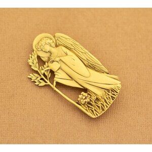 Vintage Art Nouveau Floral Angel of Prosperity Gold Tone Brooch by AA - Y3